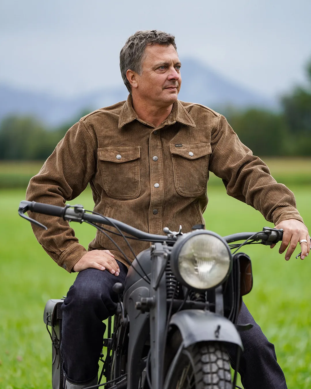 1967 CPO Shirt light brass cord - Imagen 3