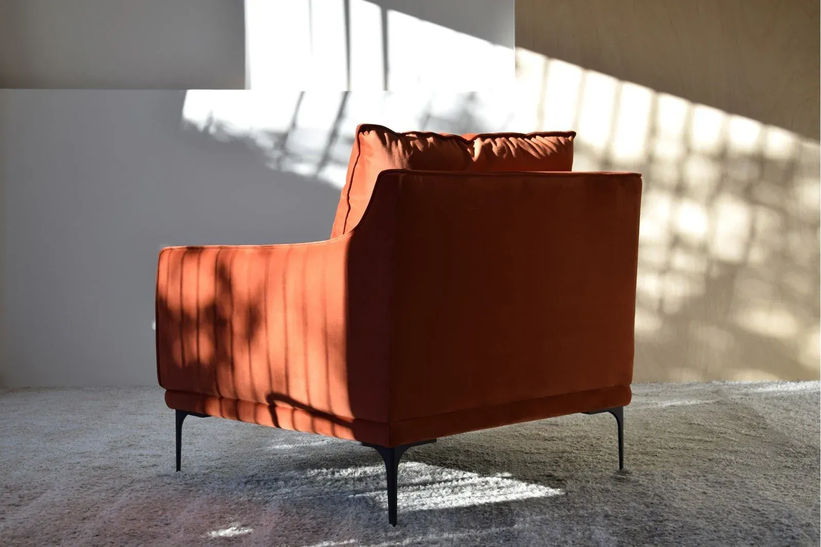 Butaca Tapizada en Terciopelo Rojo - Imagen 3