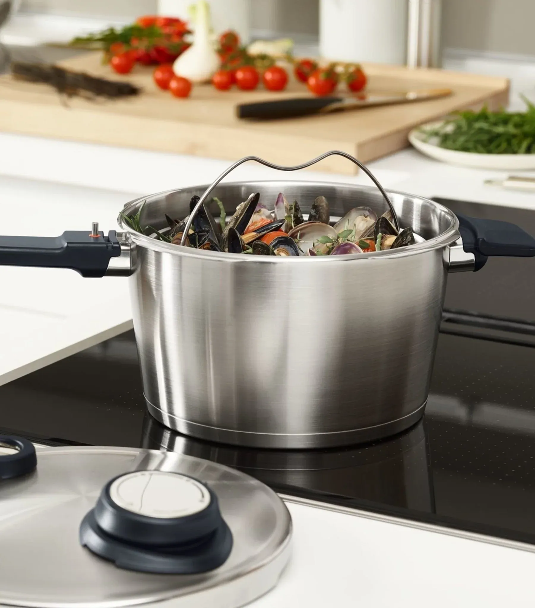 Set de Ollas a Presión Fissler Vitavit® Premium 4,5L + 2,5L, Cestillo + Trípode - Imagen 6